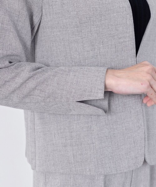 【新色追加・洗える】麻調薄地キーネックジャケット（ノーカラージャケット）｜Tiaclasse（ティアクラッセ）