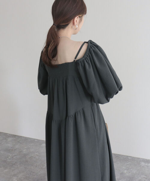fredy emue（フレディエミュ）の「【fredyemueフレディエミュ】2WAYボリュームフレアワンピース（ワンピース・レディース・チャコールグレー/ブラック・38）」の19枚目の写真