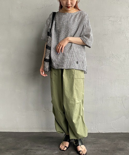 ORCIVAL（オーシバル）の「[ORCIVAL/オーシバル] ボートネック リネンチェックシャツブラウス（シャツ/ブラウス・レディース・ブラック・1）」の6枚目の写真