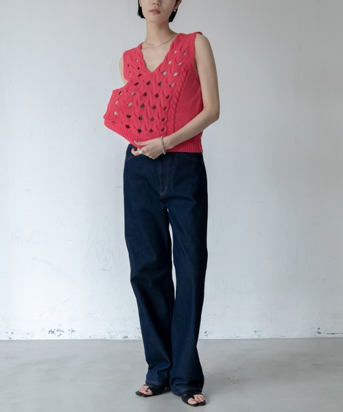VACANCY（ヴァカンシー）の「グレーターホールニットベスト（ベスト・レディース・ネイビー/ピンク・FREE）」の10枚目の写真