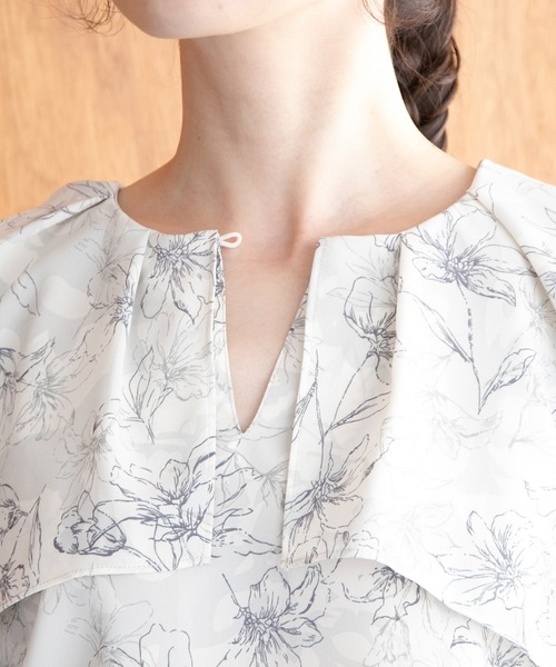 VIS（ビス）の「【防シワ・洗える】【2WAY】ラッフルフリル半袖ブラウス（シャツ/ブラウス・レディース・ホワイト系その他/グリーン系その他/ネイビー・FREE）」の15枚目の写真