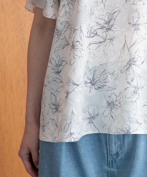 VIS（ビス）の「【防シワ・洗える】【2WAY】ラッフルフリル半袖ブラウス（シャツ/ブラウス・レディース・ホワイト系その他/グリーン系その他/ネイビー・FREE）」の11枚目の写真