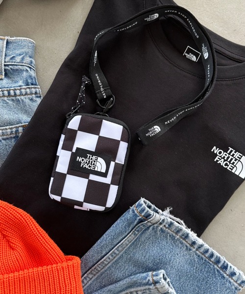 THE NORTH FACE(ザノースフェイス)の「国内未発売 THE NORTH FACE(ザ・ノースフェイス)/取り外し可能 ストラップ付きミニウォレット コインケース カードケース/WL WALLET(コインケース・レディース・ブラック/ブラック系その他/グリーン/クリーム・FREE)」の3枚目の写真