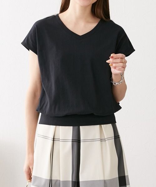 nissen（ニッセン）の「綿１００％　ＶネックフレンチスリーブＴシャツ（Tシャツ/カットソー・レディース・ピンク/ブラック/オフホワイト/カーキ/モカ/ブルーグレー/ネイビー/ターコイズブルー/イエロー/スカイブルー/杢グレー・L/M/LL/S）」の16枚目の写真