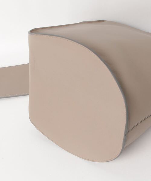 J&M Davidson（ジェイアンドエムデヴィッドソン）の「J&M DAVIDSON QUIVER BUCKET ジェイアンドエムデヴィッドソン クイバー バケット トートバッグ（トートバッグ・レディース・ベージュ/ブラック・FREE）」の10枚目の写真