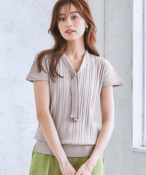 7days Life Styling(セブンデイズライフスタイリング)の「ワイドリブフレンチスリーブボウタイニット(毛玉になりにくい・UVカット・ウォッシャブル・乾きやすい)(ニット/セーター・レディース・アイボリー/ブラック/ブラウン/グレー系/ブルー・L/LL/S/M)」の5枚目の写真