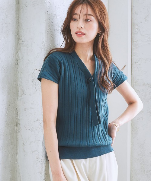 7days Life Styling(セブンデイズライフスタイリング)の「ワイドリブフレンチスリーブボウタイニット(毛玉になりにくい・UVカット・ウォッシャブル・乾きやすい)(ニット/セーター・レディース・アイボリー/ブラック/ブラウン/グレー系/ブルー・L/LL/S/M)」の2枚目の写真