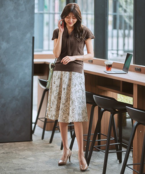 7days Life Styling(セブンデイズライフスタイリング)の「ワイドリブフレンチスリーブボウタイニット(毛玉になりにくい・UVカット・ウォッシャブル・乾きやすい)(ニット/セーター・レディース・アイボリー/ブラック/ブラウン/グレー系/ブルー・L/LL/S/M)」の8枚目の写真