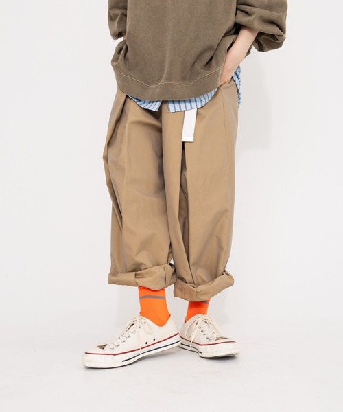 niko and...（ニコアンド）の「[MODE NORM CORE(モードノームコア)]タマムシツイルプリーツパンツ（チノパンツ・レディース・カーキ/ネイビー/キャメル/ベージュ/ライトグレー・MEDIUM/LARGE）」の20枚目の写真