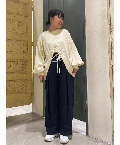 niko and...（ニコアンド）の「[MODE NORM CORE(モードノームコア)]タマムシツイルプリーツパンツ（チノパンツ・レディース・カーキ/ネイビー/キャメル/ベージュ/ライトグレー・MEDIUM/LARGE）」の10枚目の写真