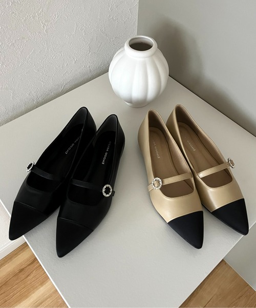 prose verse(プロズヴェール)の「ビジュバックルワンストラップパンプス(パンプス・レディース・ブラック/ベージュ・LARGE/MEDIUM/SMALL)」の5枚目の写真