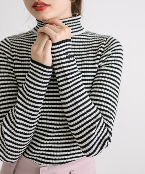 OLIVE des OLIVE（オリーブデオリーブ）の「タートルネックニット