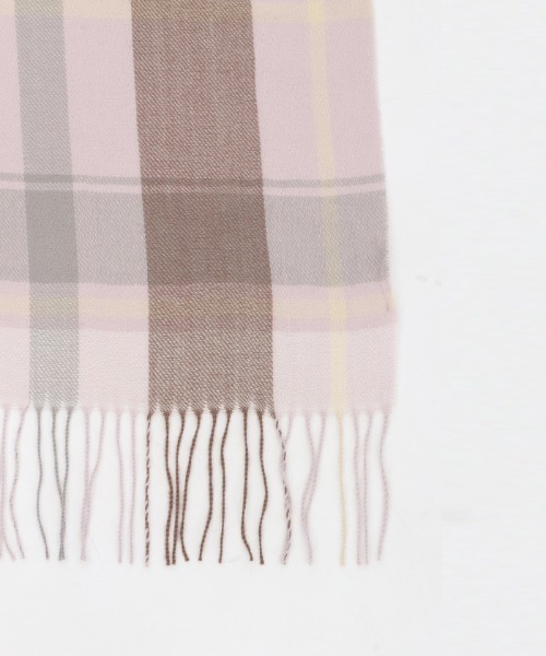 axes femme(アクシーズファム)の「ピン付きチェック柄ストール(ストール/ショール・レディース・ベージュ/サックスブルー/ラベンダー・FREE)」の16枚目の写真
