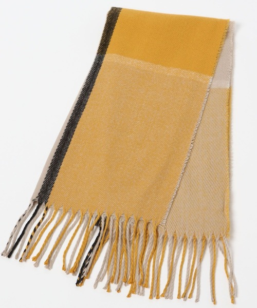 LAKOLE（ラコレ）の「アソートチェックマフラー / 960791（マフラー・レディース・ブラウン/グレー/オフホワイト/カーキ/イエロー/オレンジ/ブルー・FREE）」の6枚目の写真