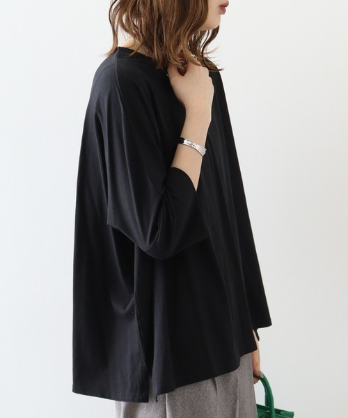 atONE（アットワン）の「atONE オーバーサイズやわらかコットンTシャツ（Tシャツ/カットソー・レディース・モカ/ブラック/オフホワイト/杢グレー/チャコールグレー・LL～3L/4L～5L/M～Ｌ）」の12枚目の写真
