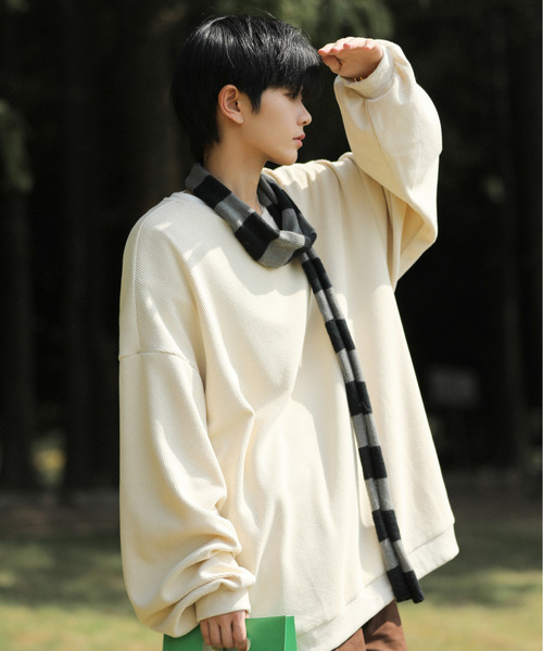 neos(ネオス)の「【neos -addictive design-】ルーズシルエット コーデュロイタッチ クルーネック ロングスリーブ カットソー(Tシャツ/カットソー・メンズ・アイボリー/ブルー/チャコールグレー・LARGE/MEDIUM)」の2枚目の写真