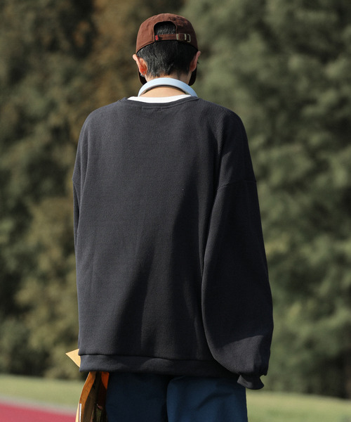 neos(ネオス)の「【neos -addictive design-】ルーズシルエット コーデュロイタッチ クルーネック ロングスリーブ カットソー(Tシャツ/カットソー・メンズ・アイボリー/ブルー/チャコールグレー・LARGE/MEDIUM)」の7枚目の写真