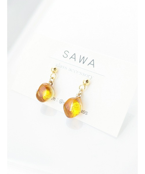 tone(トーン)の「【sawa】ゆれる一粒ピアス(MA)(ピアス(両耳用)・レディース・ライム/ラベンダー/スカイブルー/ターコイズブルー/ブルー/グリーン/クリア/ブラウン系その他・FREE)」の2枚目の写真