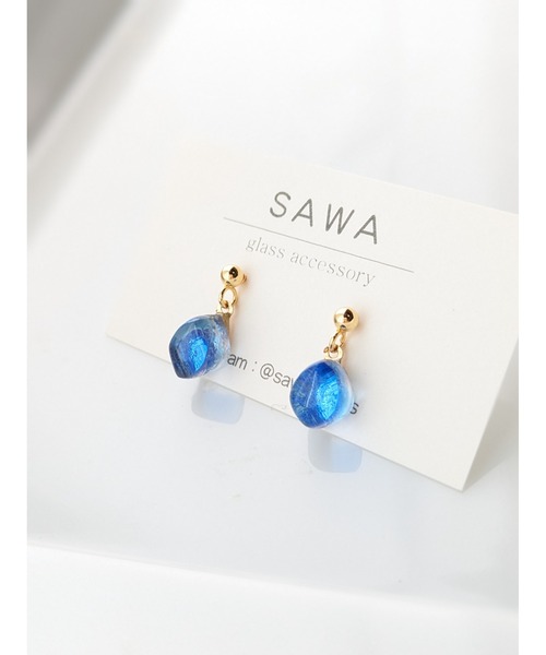 tone(トーン)の「【sawa】ゆれる一粒ピアス(MA)(ピアス(両耳用)・レディース・ライム/ラベンダー/スカイブルー/ターコイズブルー/ブルー/グリーン/クリア/ブラウン系その他・FREE)」の7枚目の写真