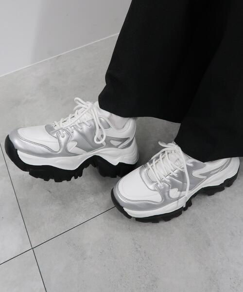 WEGO(ウィゴー)の「WEGO/【XLサイズ展開あり】厚底ダッドスニーカー(スニーカー・レディース・ホワイト/ライトグレー/サックスブルー/ブラック/シルバー・MEDIUM/LARGE/X-LARGE/SMALL)」の5枚目の写真