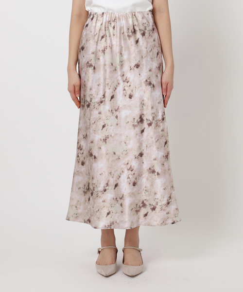 Noble（ノーブル）の「ジェムプリントナローAラインサテンスカート（スカート・レディース・ピンク系その他・FREE）」の17枚目の写真