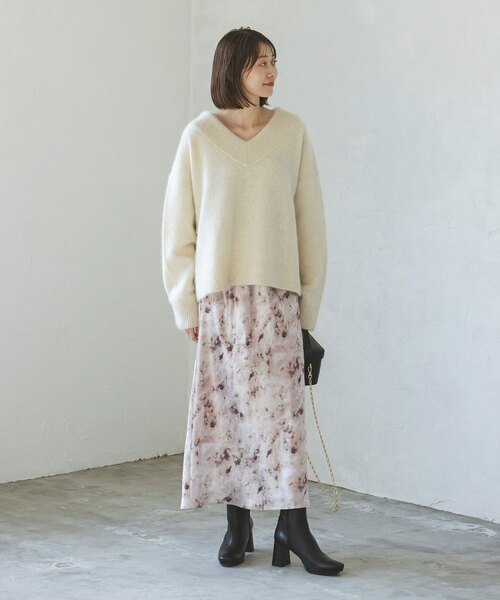 Noble（ノーブル）の「ジェムプリントナローAラインサテンスカート（スカート・レディース・ピンク系その他・FREE）」の22枚目の写真