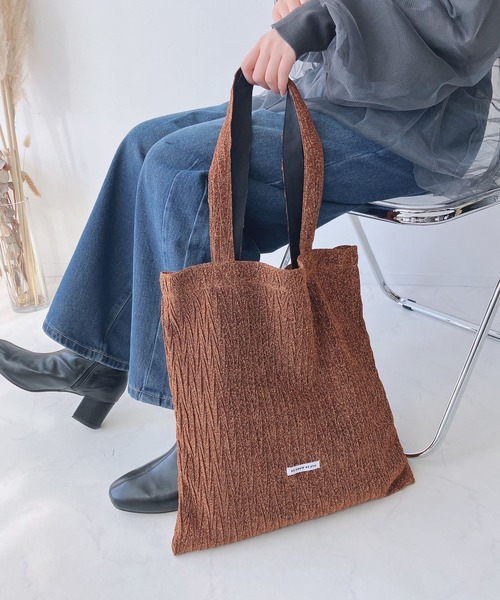 AS KNOW AS plus(アズノゥアズプラス)の「◎クリンクルラメトートバッグ(トートバッグ・レディース・シルバー/グリーン/ブラック/オレンジ/ブルー/ピンク/ブラウン/レッド・FREE)」の8枚目の写真