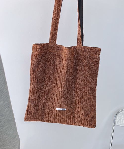 AS KNOW AS plus(アズノゥアズプラス)の「◎クリンクルラメトートバッグ(トートバッグ・レディース・シルバー/グリーン/ブラック/オレンジ/ブルー/ピンク/ブラウン/レッド・FREE)」の16枚目の写真