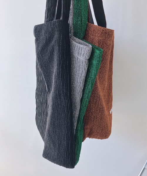 AS KNOW AS plus(アズノゥアズプラス)の「◎クリンクルラメトートバッグ(トートバッグ・レディース・シルバー/グリーン/ブラック/オレンジ/ブルー/ピンク/ブラウン/レッド・FREE)」の18枚目の写真