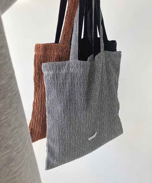 AS KNOW AS plus(アズノゥアズプラス)の「◎クリンクルラメトートバッグ(トートバッグ・レディース・シルバー/グリーン/ブラック/オレンジ/ブルー/ピンク/ブラウン/レッド・FREE)」の22枚目の写真