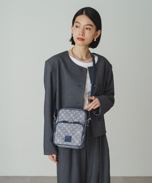 russet（ラシット）の「【Denim Print】スクエアショルダーバッグ (CE-1263-WEB)（ショルダーバッグ・レディース・ネイビー/インディゴブルー・FREE）」の5枚目の写真