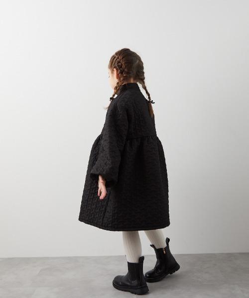 riziere（リジェール）の「キルティングコートワンピース（ノーカラーコート・キッズ・ホワイト/ブラック・90/100/110/120/130/140/150）」の20枚目の写真