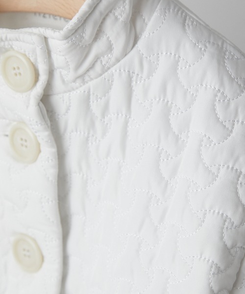 riziere（リジェール）の「キルティングコートワンピース（ノーカラーコート・キッズ・ホワイト/ブラック・90/100/110/120/130/140/150）」の21枚目の写真