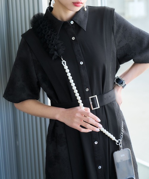 HARE(ハレ)の「チュールフリルデザインスマホストラップ(HARE)(スマホグッズ・レディース・ホワイト系その他/シルバー系その他/ホワイト・FREE)」の2枚目の写真