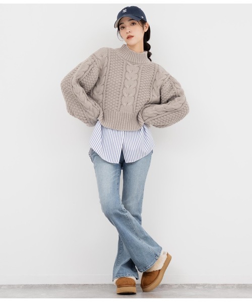 ANAP（アナップ）の「ケーブル編みハイネックニット（ニット/セーター・レディース・グレイッシュベージュ/レッド/スミクロ・FREE）」の12枚目の写真