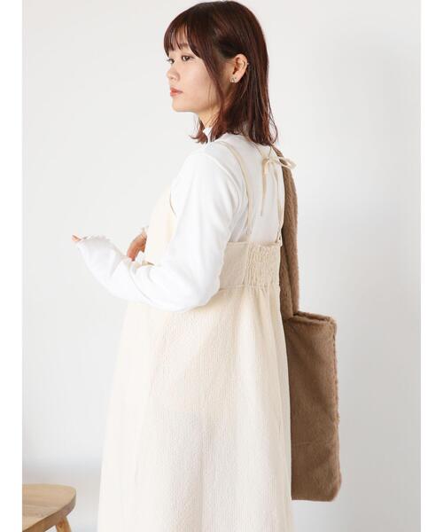 ehka sopo（エヘカソポ）の「メローテレコハイネックカットソー（Tシャツ/カットソー・レディース・ブルー/オフホワイト/ブラック/グレー・F）」の17枚目の写真