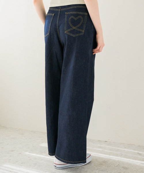 idem(イデム)の「heart tuck wide denim/タックデニムパンツ【Sサイズ展開あり】(デニムパンツ・レディース・ネイビー/ブルー・SMALL/FREE)」の17枚目の写真