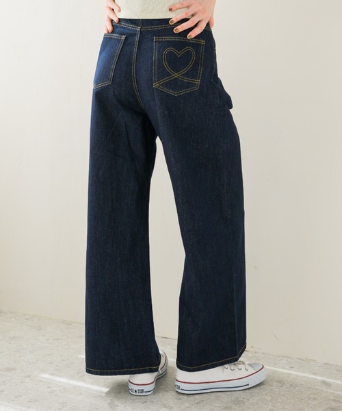 idem（イデム）の「heart tuck wide denim/タックデニムパンツ