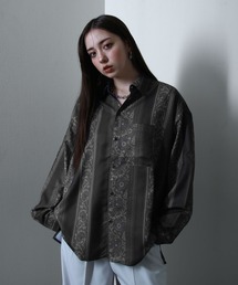 オーバーサイズデザインレギュラーカラーシャツ