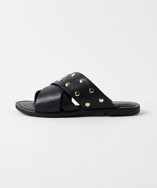 BEAUTY&YOUTH UNITED ARROWS(ビューティーアンドユースユナイテッドアローズ)の「スタッズ クロス スライダーサンダル(サンダル・レディース・ブラック/クリーム・36/38/37)」の8枚目の写真