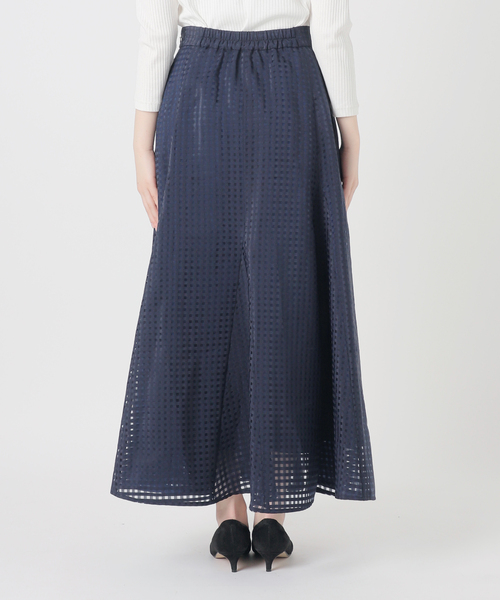 La TOTALITE(ラトータリテ)の「シアーチェックフレアスカート(スカート・レディース・ネイビー/ホワイト・36/38)」の18枚目の写真