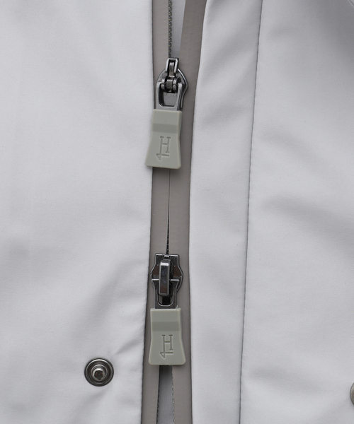 HERNO(ヘルノ)の「【HERNO / ヘルノ】Laminar 3layer Stand Collar CT(ステンカラーコート・メンズ・ブラック/ホワイト・46/48/50)」の15枚目の写真