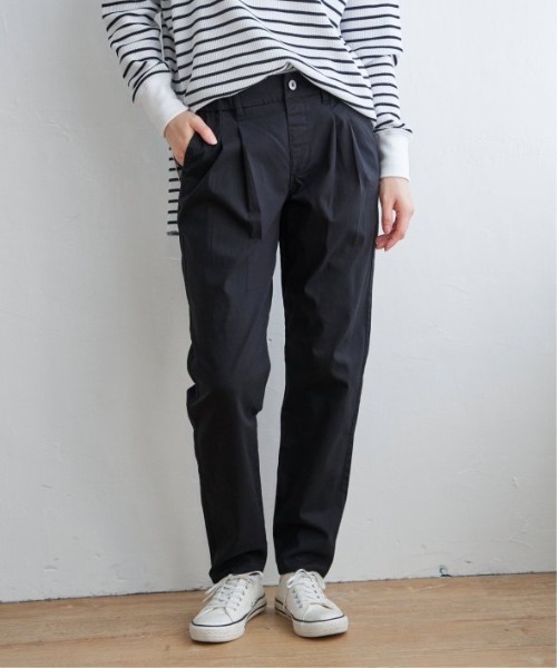 LBC(エルビーシー)の「※WEB限定※美脚UV接触冷感パンツ(その他パンツ・レディース・ホワイト/ネイビー/ブラック/ダークオリーブ/エメラルド・S/M/L)」の3枚目の写真