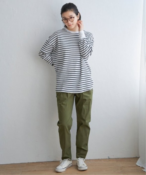 LBC(エルビーシー)の「※WEB限定※美脚UV接触冷感パンツ(その他パンツ・レディース・ホワイト/ネイビー/ブラック/ダークオリーブ/エメラルド・S/M/L)」の11枚目の写真