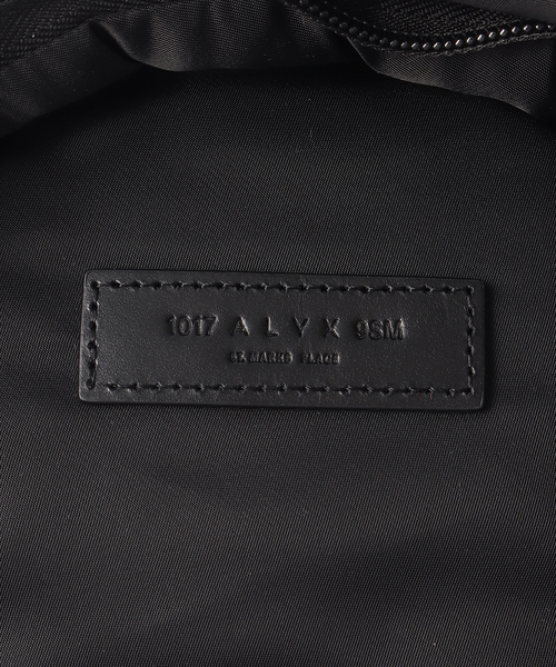 1017 ALYX 9SM（アリクス）の「【1017 ALYX 9SM / 017 アリクス 9SM】BUCKLE CROSSBODY BACKPACK（バックパック/リュック・メンズ・ブラック・FREE）」の15枚目の写真
