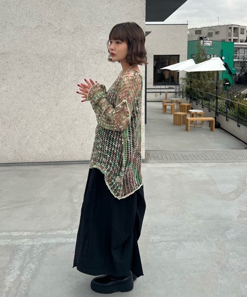 shesame（シーセム）の「配色デザインメッシュニット（ニット/セーター・レディース・ネイビー/グリーン/グレー/ベージュ・LARGE/MEDIUM）」の11枚目の写真