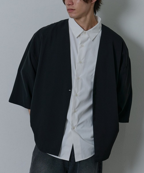 COLONY 2139(コロニートゥーワンスリーナイン)の「ドレープツイルリラックスカーディガン(カーディガン/ボレロ・メンズ・ブラック/グレイッシュベージュ・MEDIUM/LARGE)」の3枚目の写真