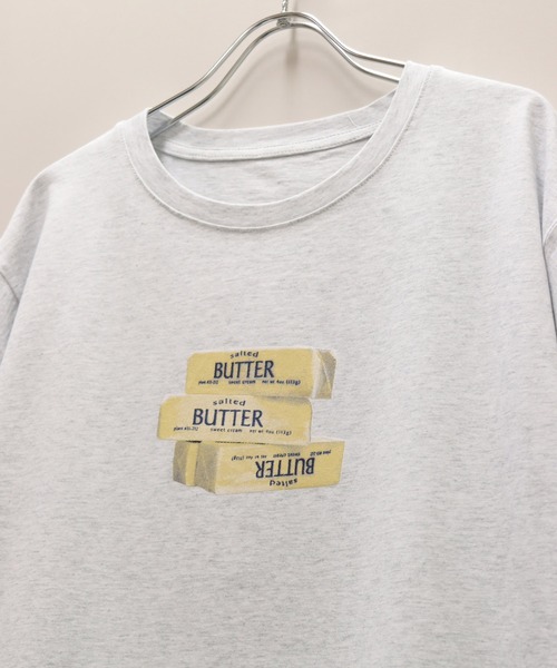 attiree(アティレー)の「ButterプリントTシャツ(Tシャツ/カットソー・レディース・ホワイト/グリーン/グレー/イエロー/ベージュ/クリーム/ブラック/ライトグレー・FREE)」の19枚目の写真