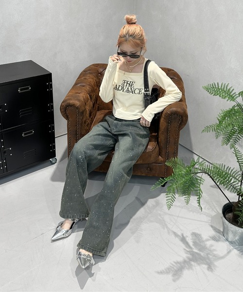 sedacle girl（セダクルガール）の「ラインストーンヴィンテージライクデニム（デニムパンツ・レディース・インディゴブルー/ブルー・FREE）」の8枚目の写真