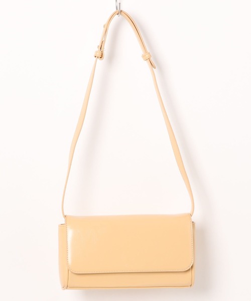 SVEC（シュベック）の「ベルトストラップ ショルダーバッグ（ショルダーバッグ・レディース・ブラック/ホワイト/イエロー・FREE）」の13枚目の写真